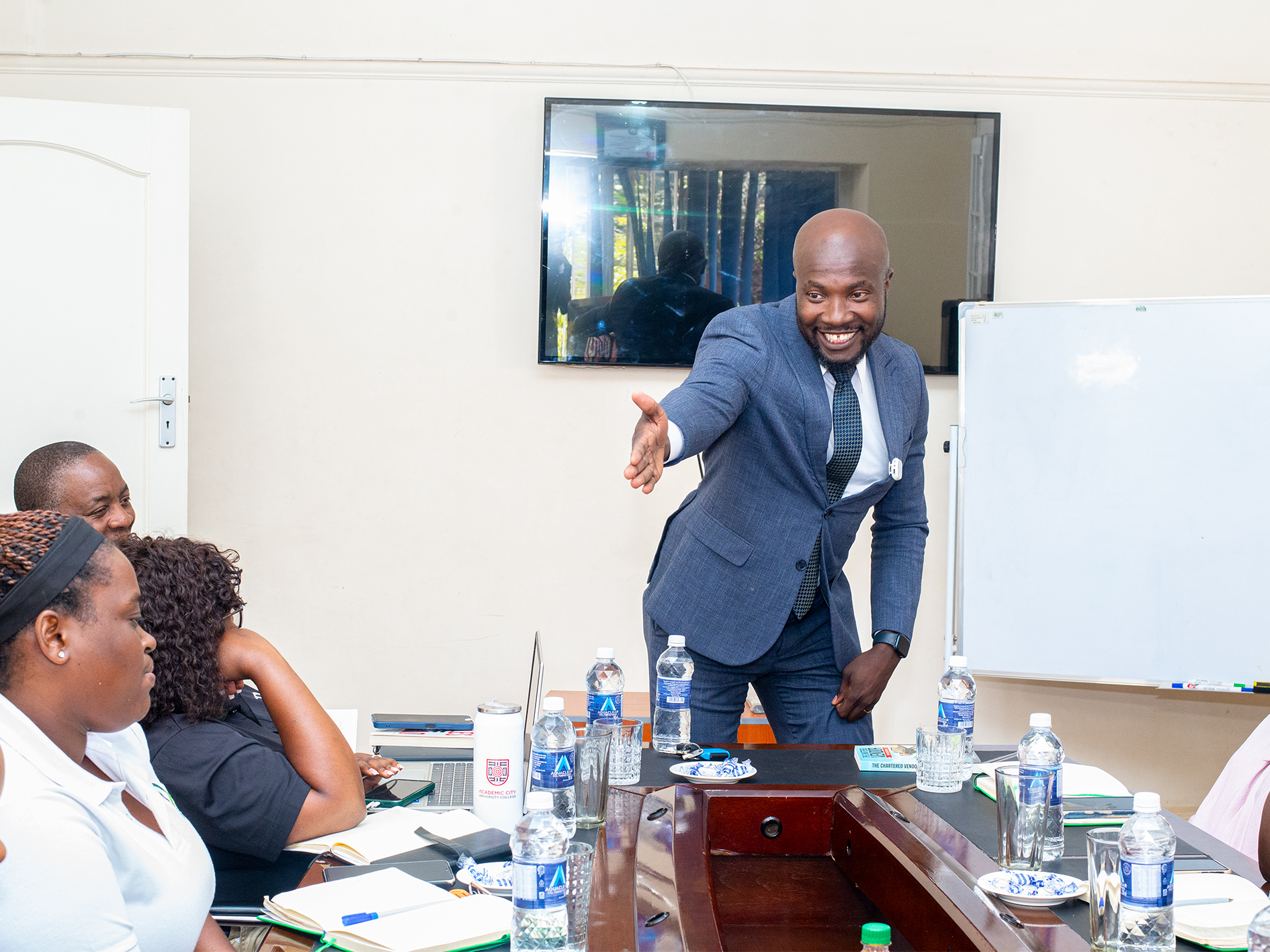 How “Hi” Made a Salesperson Lose a $10,000 Deal